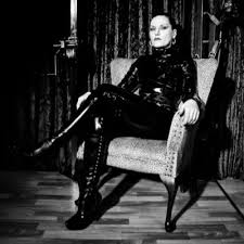 Клер маккарти, дэвид эванс (ii), дебс патерсон. Domina Silvia Domina Silvia Twitter