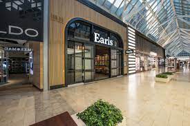 Great service, we loved our waitress jessica c. Spotlight On Earls Kitchen Bar