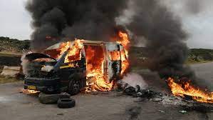 The ongoing taxi violence in the city of cape town has continued today despite every effort by both the national and provincial governments to find a lasting resolution to the dispute over contested routes. Qjm5hg88nwqivm
