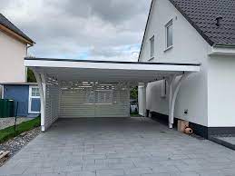 Nach dem jeweils geltenden nachbarschaftsrecht des bundeslandes in dem die garage belegen ist, darf der nachbar dazu auch ihr grundstück betreten. Carport Auf Der Grundstucksgrenze Bauen Was Gibt Es Zu Beachten