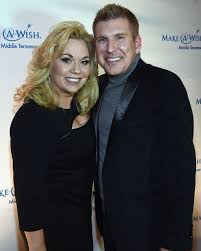 Many chrisley fans note the wedding, marriage, and engagement rumors would cease if she just wore the ring on a. Todd Julie Chrisley Passionately Argue About Couples With Big Age Gaps Everything Has A Cost