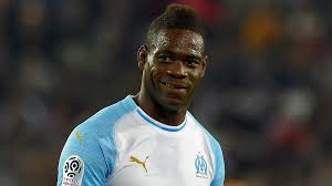 Italia & brescia striker⚽ don't believe anything you . Mario Balotelli Barnsley Fc Enquire About Signing Free Agent Striker Sweet Hearts 104 1fm