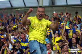 Arka ostatnio też tak było na a1 odpowiedz. Komunikat Ultras Arka 09 Stadionowi Oprawcy