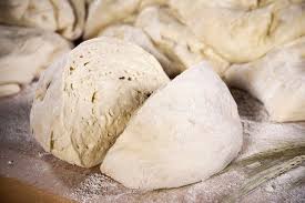 Pate A Pizza Recette Facile Comment Faire Une Pate A Pizza Maison En 2020 Avec Images Pate A Pizza Recette Pate A Pizza Pate A Pizza Maison