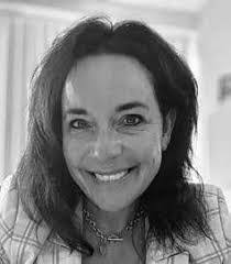 Suzanne Nye's Instagram, Twitter & Facebook