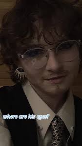 Bouchard Eyes Too Close