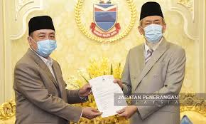 He is the grandson of onn jaafar, a prominent malay leader and the founder of umno, whose mother was a circassian and born in the ottoman empire. Malaysiakini Hajiji To Be Sworn In As Sabah Cm And Other News You May Have Missed