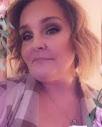 Debbie Manasco's Instagram, Twitter & Facebook