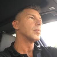 10+ "Robert Sandmann" profiles