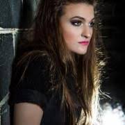 Kerri Flynn's Instagram, Twitter & Facebook