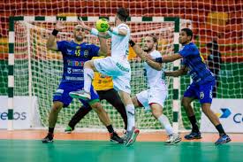 Quer aprender a ensinar handebol? Tudo Sobre Handebol Historia Regras Posicoes E Fundamentos Handebol Fotos De Handebol Quadra De Handebol