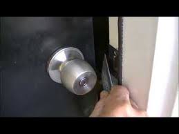 The if is if the deadbolt isn t locked and if the the small security you can use a credit card to unlock a door that has a spring lock. Open Door Lock With Credit Card Youtube