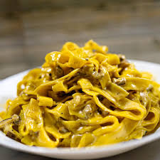 In totale le calorie non sono molte ed il. Tagliatelle Ai Funghi Pasta With Mushrooms Skinny Spatula