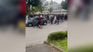 Yverdon: Collège Léon Michaud évacué après des menaces de mort