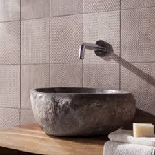 Il piano lavabo in pietra è una soluzione d'arredo moderna ed elegante per il tuo bagno: Lavandino Da Appoggio In Pietra Di Fiume Cipi Lavandini Bagno A Ciotola Sospesi
