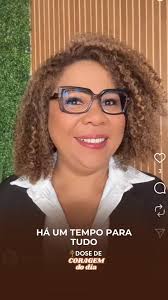 HÁ UM TEMPO PARA TUDO. Esteja comigo de segunda a sexta 7h38 da manhã pra  receber sua dose de coragem do dia🌻🚀❤️‍🔥🙌🏾