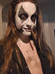 Lobo costume for streams, thoughts?