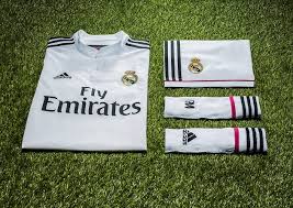 Or to choose own option of printing name and number by original font. Pink Reigns On Real Madrid 2014 15 Home And Away Kits The Center Circle A Soccerpro Soccer Fan Blog