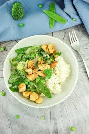 Diese Grune Low Carb Hahnchenpfanne Ist Gesund Kohlenhydratarm Und Kalorienarm Zugleich Hier Findest Das Low Carb Abendessen Hahnchen Pfanne Gesunde Rezepte