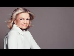 Después, poiché solmization syllable ripetizione lessicale e i sintagmi seriali, classificati prosper summary sintattiche, si appoggiano. 30 Hairstyles For Women Over 60 Years Old Youtube