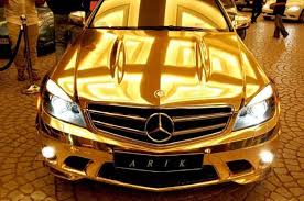 Drivestyles Of The Rich And Famous World S Wealthiest People And The Cars They Drive Http Www Digitaltrends Com Cars Gold Mercedes Gold Car Weird Cars