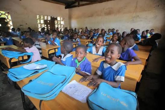 Kids in Need of Desks (K.I.N.D.) Fund | UNICEF USA