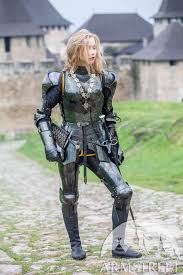 Startpagina Twitter Female Armor Female Knight Suit Of Armor