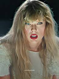 live version>>>studio version #taylorswift #mytearsricochet #theerastour  #swiftok #fyp #fyp #foryou #foryourpage #trending