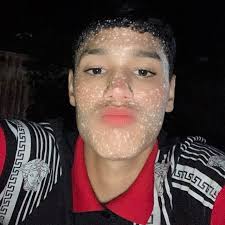 Alex Madriz's Instagram, Twitter & Facebook