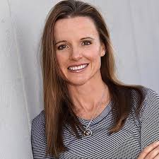 Amazon.com: Kate Deering: books, biography, latest update