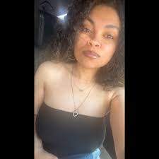 Janet Amick's Instagram, Twitter & Facebook