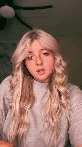 Misty Wicker's Instagram, Twitter & Facebook