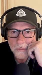 On our latest episode, @profgalloway describes Marjorie Taylor Greene’s  brand to @karaswisher as: “the type of woman who will return a rotisserie  chicken to Costco” after eating half of it.