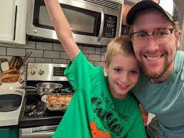 Lance Moses's Instagram, Twitter & Facebook