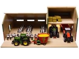 .zum selber bauen heimwerker forum holztraktor holzspielzeug selber bauen spielzeug traktor : 610409 Holz Scheune L 68 X B 52 X H 32 Cm 1 32 Unbekannt Https Www Amazon De Dp B001c7bfr2 Ref Cm Sw R Pi Bauernhof Holz Bauernhof Spielzeug Siku Bauernhof