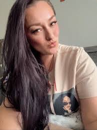 Ashley Barrientes's Instagram, Twitter & Facebook