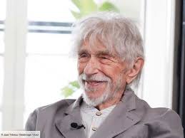 Iris Mittenaere : elle nargue "les enquêteurs de police" avec son ex Bruno  Pelat deux mois après le procès pour violences conjugales, le jeune homme  prend sa défense !