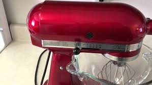 Kitchenaid artisan ksm150 stand mixer (watermelon) + beater blade + kamenstein mini measuring spoons spice set + silicon whisk: Kitchenaid Tilt Head Stand Mixer Comparison Artisan Vs Classic Plus Vs Mini Youtube