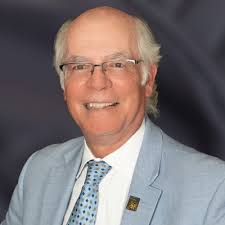 Peter Saucier's Instagram, Twitter & Facebook