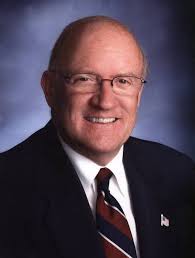 Desert Community Foundation awards grants in memory of Bill Powers