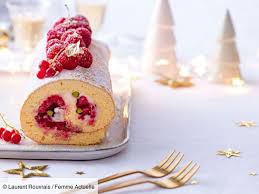 Nos Meilleures Recettes De Buches Fruits Rouges Et Mascarpone En 2020 Recettes De Cuisine Buche De Noel Aux Fruits Recette
