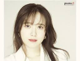 Actriz, modelo, cantante, pintora, escritora, directora, productora, compositora, guionista, empresaria. Goo Hye Sun Bergabung Dengan Agensi Ini Usai Resmi Bercerai Kpop Chart