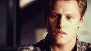 *vampire diaries season 2 au* where klaus is in alaric's body and questions caroline after class. Matt Donovan Vampire Diaries Gif Mattdonovan Vampirediaries Thevapirediaries Discover Share Gifs