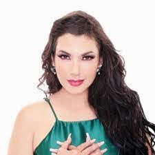 Elaine Vazquez's Instagram, Twitter & Facebook