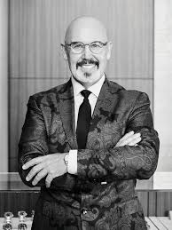 With exclusive designers and timeless watch lines, thomas markle offers an array of services from custom design to. The Face Of Luxury Jewelers Thomas Markle Jewelers Houstonia Magazine