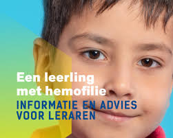 In het rijke been vielen de blauwe plekken, maar ik liet het dok niet vallen, maar de. Hemofilie
