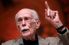 Morre Antonio Candido, crítico literário e intelectual brasileiro