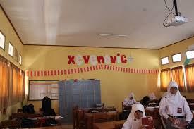 Banyak yang bisa dilakukan untuk mendekorasi kelas agar tampak lebih indah dan menyenangkan dekorasi kelas untuk 17agustus harus di meriahkan karena tanggal tersebut merupakan hari lahirnya bangsa indonesia, cukup memeriahkan lomba 17. 40 Inilah Menghias Kelas Smp Tema 17 Agustus