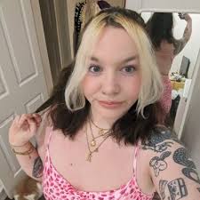 Maddie Powell (@Maddie01798)