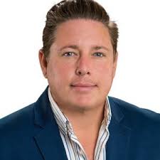 Real Estate Broker in Palm Desert, CA